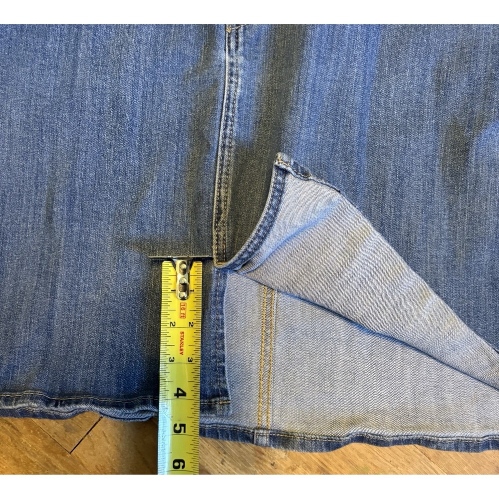 Levi Denim Jean Skirt 22W Women Stretch Blue Waist 42 in Length 21 in Front Slit - Picture 7 of 9